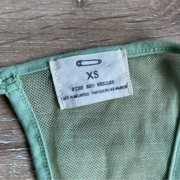 Anthropologie Pins And Needles tank pleated mesh keyhole back tank top XS - Picture 5 of 8